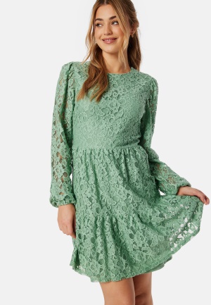 Bilde av Bubbleroom Blanca Lace Dress Dusty Green 34