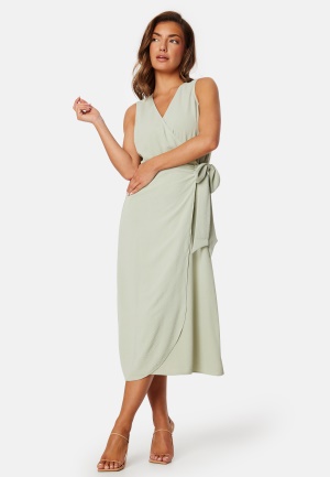 Läs mer om BUBBLEROOM Sleeveless Wrap Dress Dusty green XL