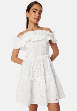 Läs mer om Bubbleroom Occasion Off Shoulder Dress White XL
