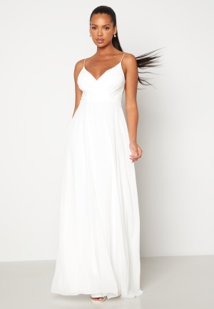 Läs mer om Bubbleroom Occasion Elle Wedding Gown White 42