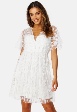 Läs mer om Bubbleroom Occasion Hannie Dress White 38