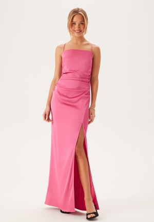 Läs mer om Bubbleroom Occasion Tie Back Satin Gown Pink 44