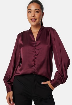 Läs mer om BUBBLEROOM Button Satin Blouse Wine-red XS