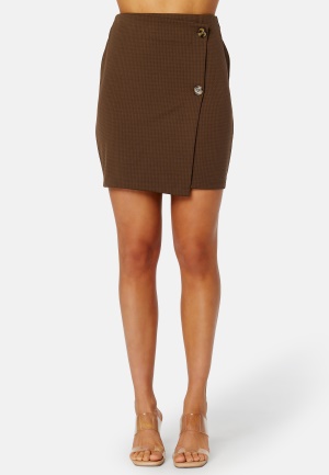 Läs mer om BUBBLEROOM Safira mini skirt Brown / Checked XL