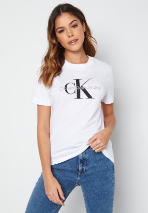 Läs mer om Calvin Klein Jeans Core Monogram Regular Tee YAF Bright White XXS