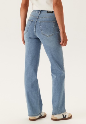 Läs mer om Dr. Denim Moxy Straight V44 Vale Light Used L/30