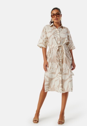 Läs mer om GANT Palm Print Linen Shirt Dress Beige 38