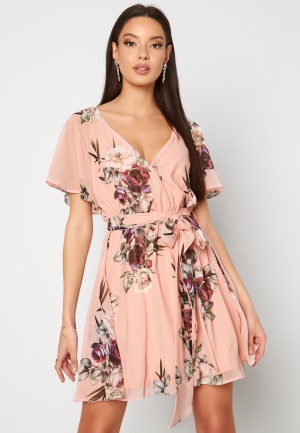 Billede af Goddiva Floral Flutter Dress Peach XS (UK8)