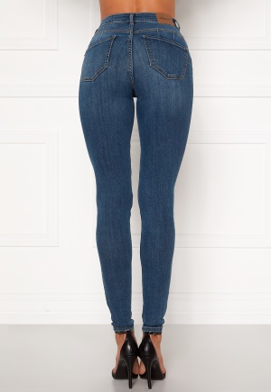 Läs mer om Happy Holly Amy push up jeans Medium denim 48S