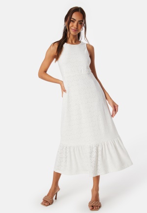 Läs mer om Happy Holly Broderie Anglaise Dress Offwhite 48/50