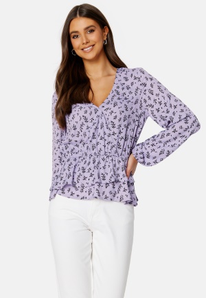 Happy Holly Serene wrap blouse Lavender / Patterned 44/46