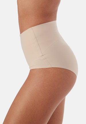 Läs mer om MAGIC Bodyfashion Tummy Shaper Brief Latte L