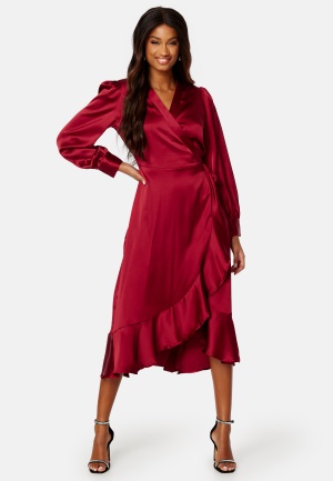 Bilde av Object Collectors Item Sateen Wrap Dress Red Dahlia 38