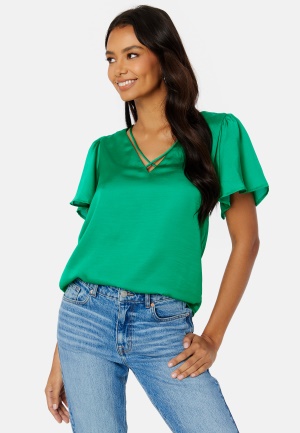 Image of ONLY Jane SS V-Neck Top Simply Green XS