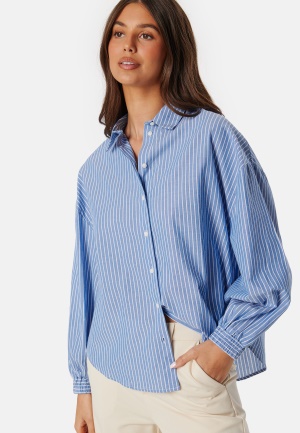 Läs mer om ONLY Onlarja L/S Stripe Shirt Light blue/White XL