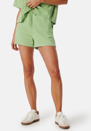 Läs mer om Pieces Pcchilli Summer HW Shorts Green XL