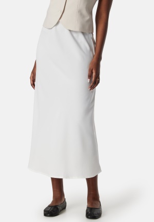 Läs mer om Pieces Pcfranan HW Midi Skirt Bright White XL