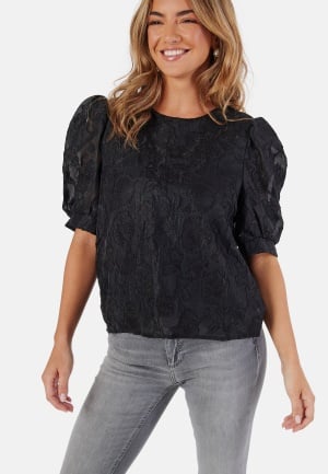 Läs mer om Pieces Pcnala 2/4 JAQUARD TOP JAQUARD Black L