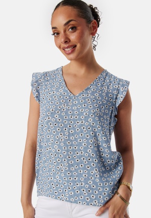 Läs mer om Pieces Pcnya SL V-Neck Top Faded Denim/Flower XS