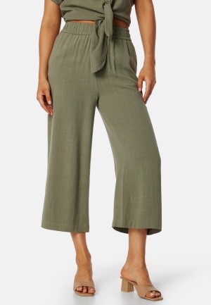 Läs mer om Pieces Pcvinsty HW Linen Culotte Deep Lichen Green S