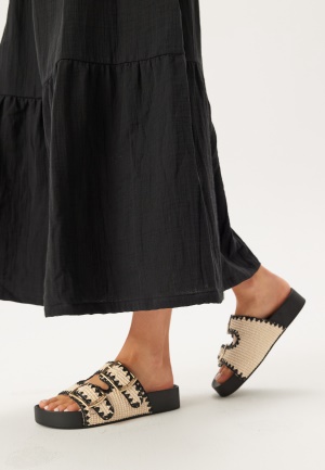 Läs mer om Steve Madden On Deck Sandal Natural Raffia 41