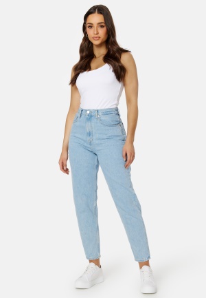 TOMMY JEANS Mom Tapered Jeans 1AB DENIM LIGHT 27/32