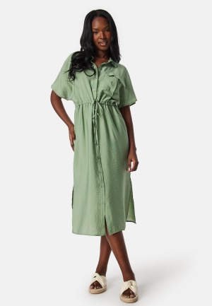 Läs mer om VERO MODA Vmiris S/S shirt calf dress Hedge Green S