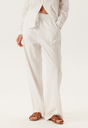 Läs mer om VERO MODA Vmlinn Hw Pants Snow White L