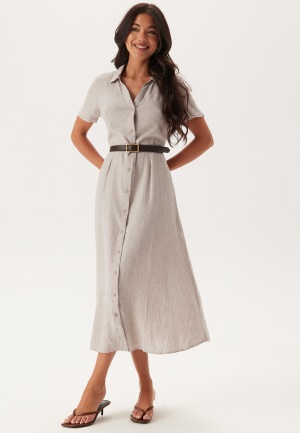 Läs mer om VERO MODA Vmlinn Ss 7/8 VOLUME DRESS Moon Rock Detail:melange S