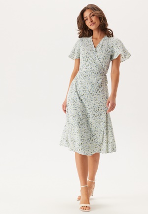 Image of VILA Vilovie S/S Wrap Midi Dress Kentucky Blue AOP: ALY 34
