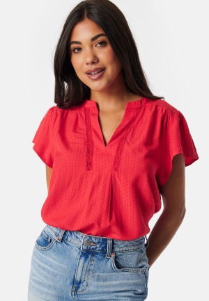 Läs mer om VILA Vinensa V-Neck S/S top Red 44