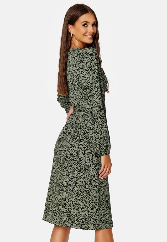 Happy Holly Rosey wrap dress