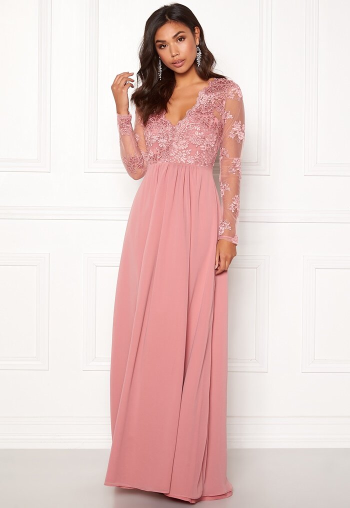 Moments New York Azalea Lace Gown