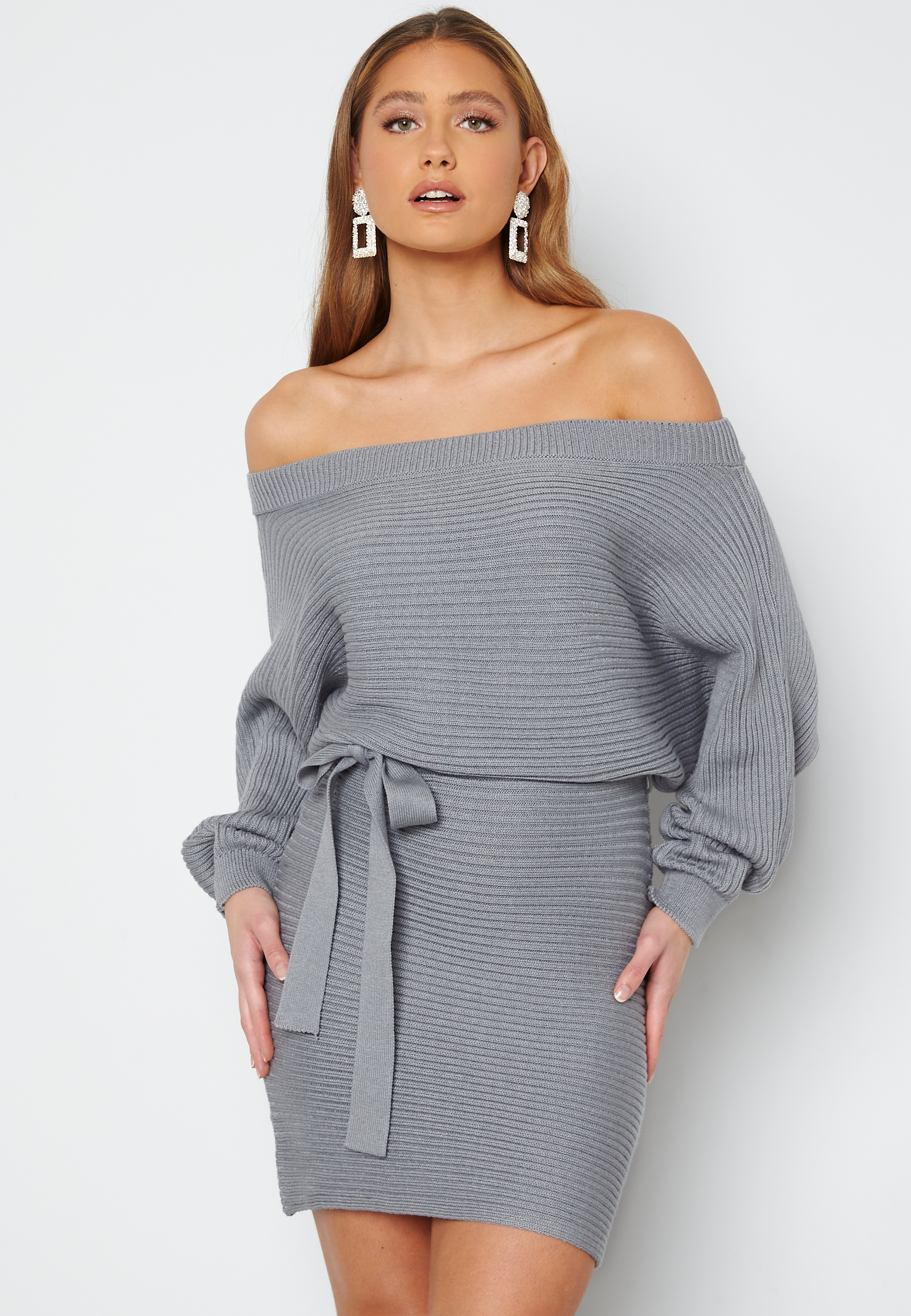 off the shoulder sheath