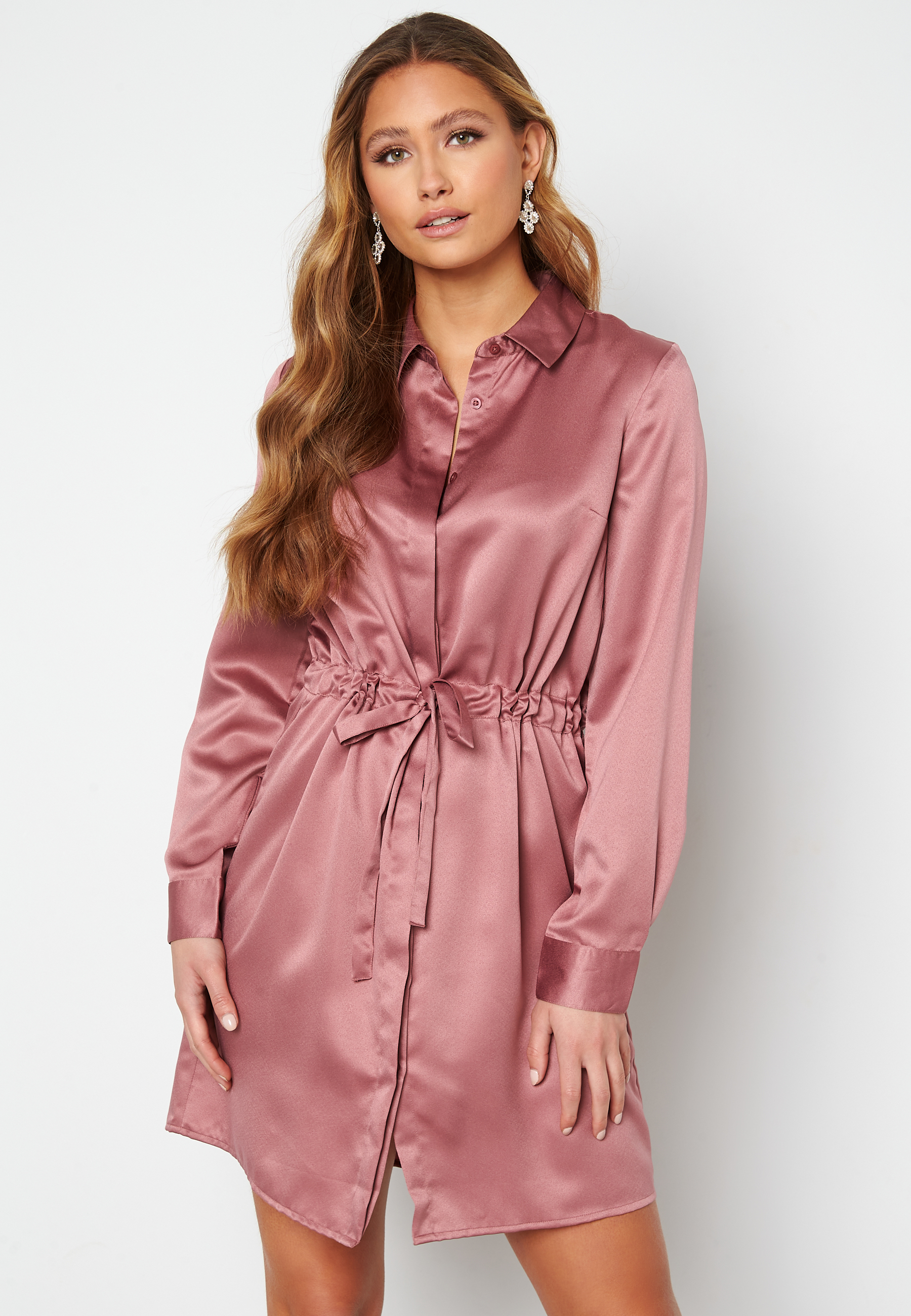 pink and white shirt dress